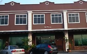 De Mesra Villa